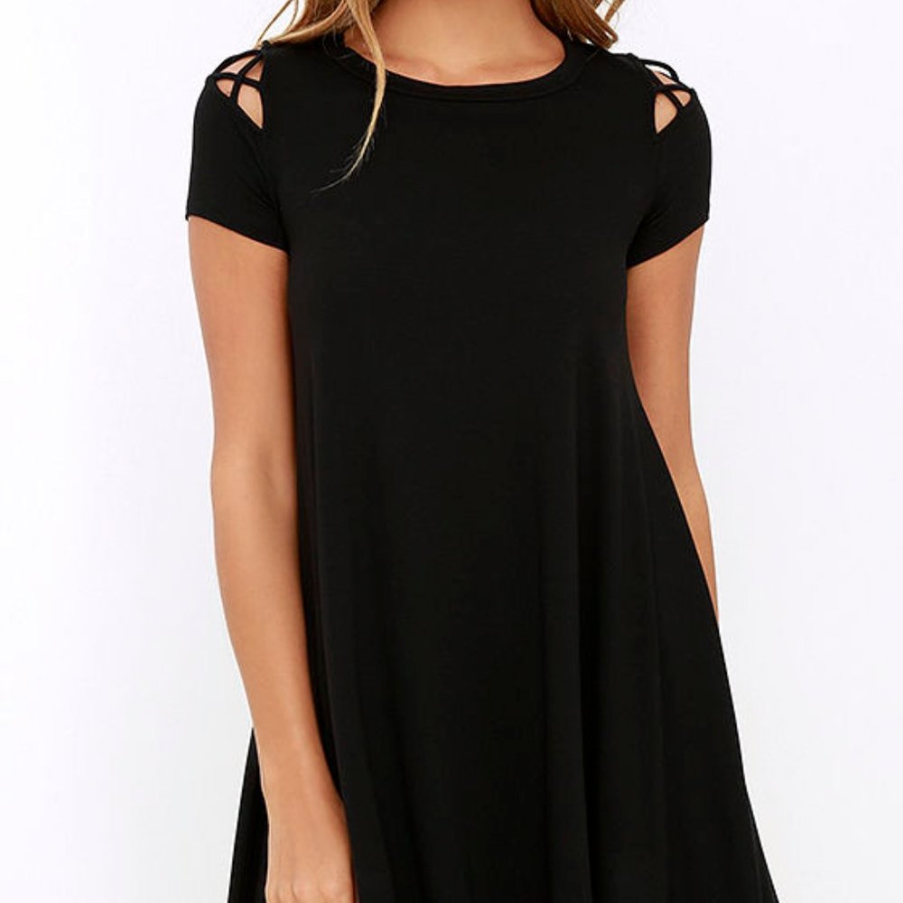 Lulu's Shift Dress Black